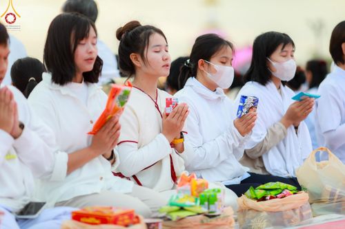 ภาพ No.118563:พิธีตักบาตรพระธรรมยาตรา ปีที่ 12 ณ อนุสรณ์สถานลำดับที่ 5 สถานที่เผยแผ่วิชชาธรรมกายครั้งแรก อนุสรณ์สถานบางปลา จ.นครปฐม วันที่ 25 มกราคม พ.ศ. 2567