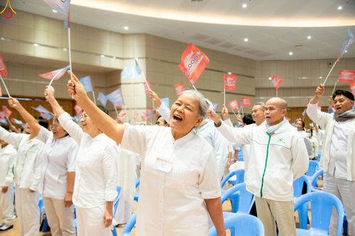 ภาพ No.242337:วันที่ ๒๙ - ๓๑ สิงหาคม พ.ศ. ๒๕๖๘ สัมมนารวมใจผู้นำบุญ บูชาธรรม ๘๑ ปี  หลวงพ่อธัมมชโย รุ่นที่ ๒ กฐินสามัคคีทั่วไทย ๓๐,๐๐๐ วัด โครงการอุปสมบทบูชาธรรมมหาปูชนียาจารย์  ๓,๐๐๐ รูป