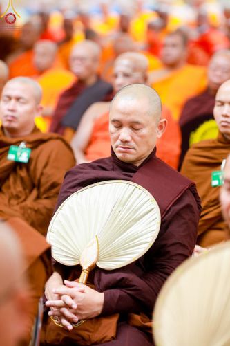 ภาพ No.60414:การต้อนรับพระสังฆาธิการ 10,000 กว่าวัดทั่วประเทศ พิธีมอบปัจจัยช่วยเหลือครู 4 จังหวัดชายแดนภาคใต้ พิธีปฏิบัติธรรม ในวันคุ้มครองโลก วันจันทร์ที่ 22 เมษายน พ.ศ.2567 ณ วัดพระธรรมกาย จ.ปทุมธานี