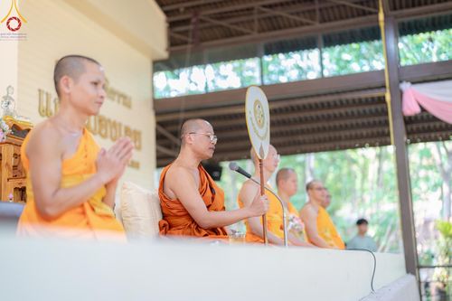 ภาพ No.135147: พิธีบรรพชาสามเณร  พิธีตักบาตรฉลองสามเณรใหม่ วันที่ 1 เมษายน พ.ศ.2567 ในโครงการบรรพชาสามเณรฟื้นฟูพระพุทธศาสนาทั่วไทย ณ ศูนย์ปฏิบัติธรรมแก้วเมืองเลย