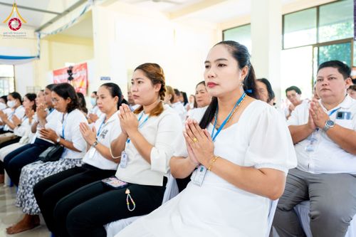 ภาพ No.208553:พิธีถวายสังฆทานแด่คณะสงฆ์ 323 วัด ปีที่ 21 ครั้งที่ 174 พิธีมอบกองทุนหนุนแรงใจช่วยครูใต้ ปีที่ 18 ครั้งที่ 138 และพิธีทำบุญอุทิศส่วนกุศลให้ผู้วายชนม์ ณ วัดบุณณาราม(วัดโคกงู) จ.นราธิวาส วันเสาร์ที่ 15 กุมภาพันธ์ พ.ศ.2568