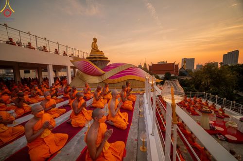ภาพ No.119260:พิธีจุดประทีปถวายเป็นพุทธบูชา และบูชาธรรมมหาปูชนียาจารย์ พระมงคลเทพมุนี(สด จนฺทสโร) ในโครงการธรรมยาตราฯ วันที่ 26 มกราคม พ.ศ. 2567 ณ อาคารธรรมยาตรา กตัญญูบูชามหาปูชนียาจารย์ ตรงข้ามวัดปากน้ำภาษีเจริญ จ.กรุงเทพมหานคร