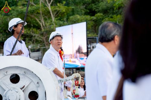 ภาพ No.275182:วันอาทิตย์ที่ 30 พฤศจิกายน พ.ศ. 2568 พิธีตอกเสาเข็ม "สร้างองค์พระเจดีย์เพื่อสร้างสันติภาพโลก" ต้นสุดท้าย ณ ศูนย์ปฏิบัติธรรมระยอง (บ้านช่องลม)