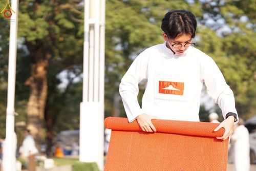 ภาพ No.191500:V.49 สารพัดV สารพัดดี ที่ธรรมยาตรา ในโครงการธรรมยาตรา กตัญญูบูชา มหาปูชนียาจารย์ พระมงคลเทพมุนี(สด จนฺทสโร) พระผู้ปราบมาร อนุสรณ์สถาน 7 แห่ง ปีที่ 13 ระหว่างวันที่ 2-31 มกราคม พ.ศ. 2568