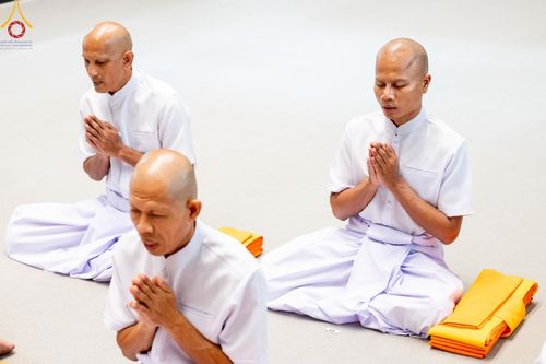 ภาพ No.159798:พิธีตัดปอยผมปลงผมนาคธรรมทายาท, พิธีบรรพชาอุปสมบทหมู่ โครงการอุปสมบทหมู่บูชาธรรม 140 ปี พระมงคลเทพมุนี (สด จนฺทสโร) ณ โบสถ์พระไตรปิฏก วัดพระธรรมกาย วันเสาร์ที่ 5 ตุลาคม พ.ศ. 2567