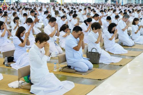 ภาพ No.159256:พิธีบูชาข้าวพระ ในวันอาทิตย์ต้นเดือน วันที่ 6 ตุลาคม พ.ศ. 2567 ณ สภาธรรมกายสากล วัดพระธรรมกาย