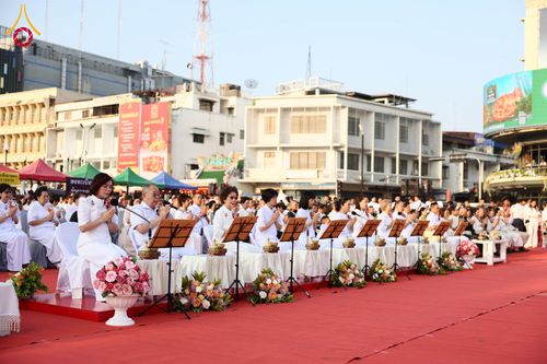 ภาพ No.312803:วันอาทิตย์ที่ 8 มีนาคม พ.ศ.2569 ทำบุญเมืองนครราชสีมา 558 ปี ตักบาตรพระ 10,000 รูป (ภาพชุดที่ 2)