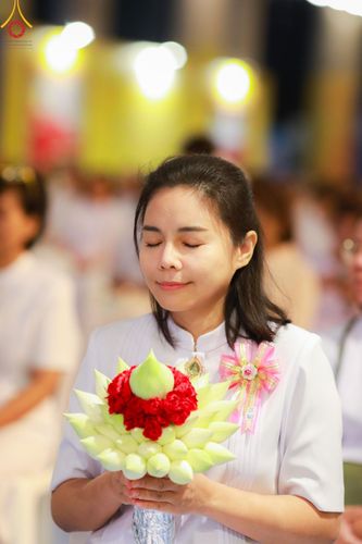 ภาพ No.154909:พิธีจุดประทีป, พิธีฉลองชัยสวดมนต์บทธัมมจักกัปปวัตนสูตร ณ มหารัตนวิหารคด วัดพระธรรมกาย วันอังคารที่ 17 กันยายน พ.ศ. 2567