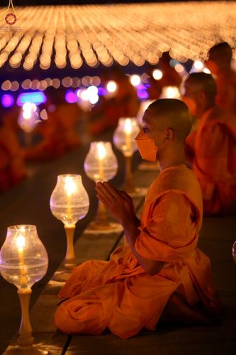 ภาพ No.77291:พิธีจุดมาฆประทีป ในวันมาฆบูชา อาทิตย์ต้นเดือนที่ 6 มีนาคม พ.ศ. 2566 ณ วัดพระธรรมกาย อ.คลองหลวง จ.ปทุมธานี