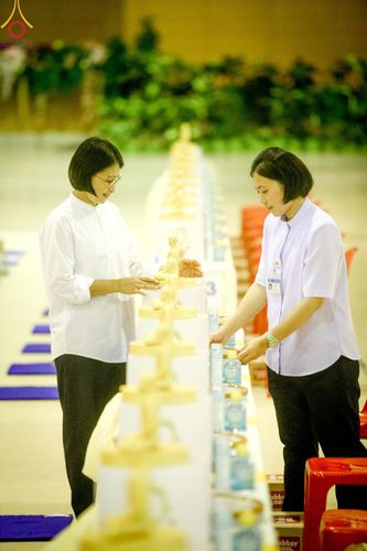ภาพ No.59737:V.39 ทุ่มสุดใจ ธรรมชัย 80 ปี การเตรียมงาน การปฏิบัติงาน ของเจ้าหน้าที่หน่วยงานต่างๆ เพื่อพิธีฉลองอายุวัฒนมงคล 80 ปี หลวงพ่อธัมมชโย และรับถวายมหาสังฆทาน 10,000 กว่าวัดทั่วประเทศ ในวันคุ้มครองโลก จันทร์ที่ 22 เมษายน พ.ศ. 2567