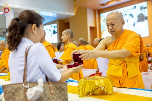 ภาพ No.259921:วันอาทิตย์ที่ 5 ตุลาคม พ.ศ. 2568 สัมมนาพิเศษ "จากกฐินวัดพระธรรมกาย สู่กฐินทั่วไทย 30,000 วัด" ณ สภาธรรมกายสากล วัดพระธรรมกาย