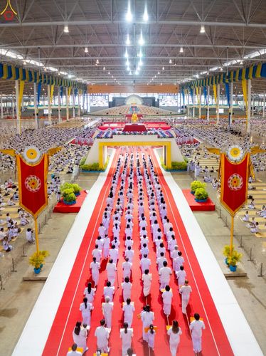 ภาพ No.244024:วันอาทิตย์ที่ 7 กันยายน พ.ศ. 2568 พิธีทอดผ้าป่าสมทบกฐินวัดพระธรรมกาย และสมทบกฐิน 30,000 วัดทั่วไทย ครั้งที่ 2 ณ ห้องแก้วสารพัดนึก 1 วัดพระธรรมกาย