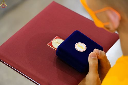 ภาพ No.75653:วัดพระธรรมกายจัด งานบุญวันอาทิตย์ต้นเดือน  มีกิจกรรมดังนี้ พิธีตักบาตร, พิธีบูชาข้าวพระ พระธรรมยาตรารับประกาศนียบัตร โครงการธรรมยาตราฯ ปีที่ 11 ในวันที่ 5 กุมภาพันธ์ พ.ศ. 2566 ณ วัดพระธรรมกาย อ.คลองหลวง จ.ปทุมธานี