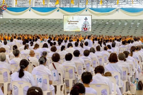 ภาพ No.222865:วันอาทิตย์ต้นเดือนที่ 4 พฤษภาคม พ.ศ. 2568 พิธีบูชาข้าวพระ ณ สภาธรรมกายสากล วัดพระธรรมกาย