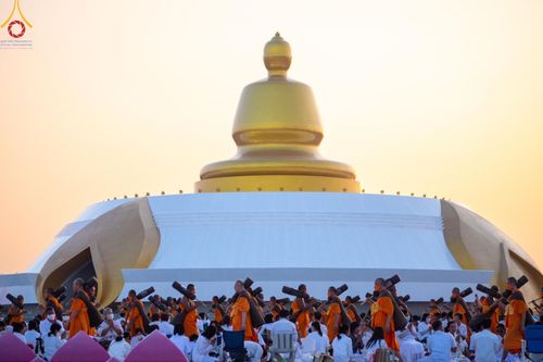 ภาพ No.116719:พิธีต้อนรับพระธรรมยาตรา ปีที่ 12 ณ อนุสรณ์สถานบางปลา จ.นครปฐม วันที่ 21 มกราคม พ.ศ. 2567
