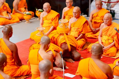 ภาพ No.223837:วันอาทิตย์ที่ 11 พฤษภาคม พ.ศ. 2568 พิธีอุปสมบทสามเณรเปรียญธรรมอุปสมบทอุทิศชีวิต 9 รูป อุบาสก 1 ท่าน ณ อุโบสถพระไตรปิฏกวัดพระธรรมกาย