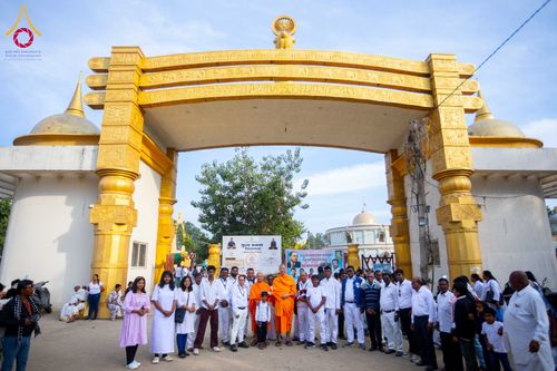 ภาพ No.283776:วันที่ 6-7 ธันวาคม พ.ศ. 2568  พิธีรับมอบหนังสือแสดงเจตจำนงถวายสิทธิครอบครองและใช้ประโยชน์วัดสันติวัน เมืองนาคปูร์  พิธีจุดโคมประทีปถวายเป็นพุทธบูชา และอุทิศบุญกุศลแด่ ดร.บี.อาร์. อัมเบดการ์  พิธีบูชาข้าวพระถ่ายทอดสดจากประเทศไทย