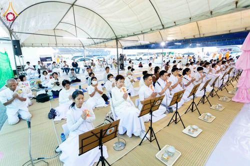 ภาพ No.290780:วันที่ 9 มกราคม พ.ศ. 2569 พิธีถวายภัตตาหารเป็นสังฆทาน แด่พระธรรมยาตรา ณ อนุสรณ์สถานคลองบางนางแท่น อ.สามพราน จ.นครปฐม ในโครงการธรรมยาตรา กตัญญูบูชา มหาปูชนียาจารย์ พระมงคลเทพมุนี(สด จนฺทสโร) พระผู้ปราบมาร อนุสรณ์สถาน 7 แห่ง ปีที่ 14