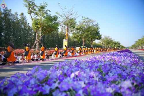 ภาพ No.287162:วันที่ 2 มกราคม พ.ศ.2569 พิธีต้อนรับพระธรรมยาตรา ครั้งที่ 1 (ภาพชุดที่ 2) ณ วัดพระธรรมกาย (วิหารหลวงปู่ - พระมหาธรรมกายเจดีย์)