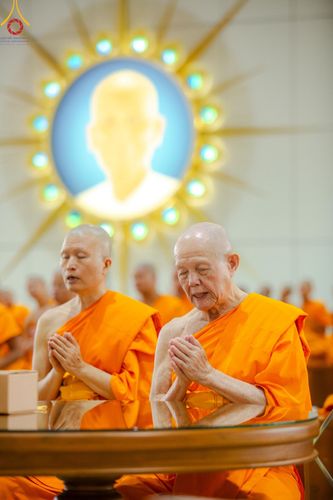 ภาพ No.169787:พิธีถวายภัตตาหารเมนูสวรรค์ "เพื่อการบรรลุธรรม" เนื่องในวันลอยกระทง (ขึ้น 15 ค่ำ เดือน 12) วันศุกร์ที่ 15 พฤศจิกายน พ.ศ. 2567 ณ หอฉันคุณยายอาจารย์ฯ วัดพระธรรมกาย