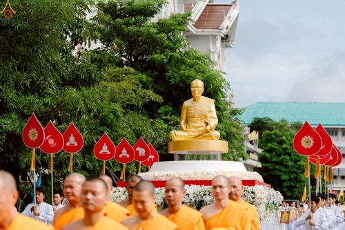 ภาพ No.239195:วันอาทิตย์ที่ 17 สิงหาคม พ.ศ. 2568 พิธีอัญเชิญรูปเหมือนพระมงคลเทพมุนี (สด จันทสโร) ณ ศาลากลางจังหวัดเลย ถึงลานพญานาค สวนสาธารณะกุดป่อง อ.เมือง จ.เลย