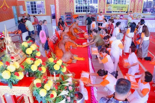 ภาพ No.179269:พิธีทอดกฐิน ณ วัดถ้ำคีรีวงศ์ อ.เปิ้นดัง รัฐเคด้าห์ ประเทศมาเลเซีย ในโครงการกฐินสามัคคีทั่วไทย 30,000 วัด บูชาธรรม 80 ปี หลวงพ่อธัมมชโย โดยคณะศิษยานุศิษย์วัดพระธรรมกาย วันที่ 1 พฤศจิกายน พ.ศ. 2567