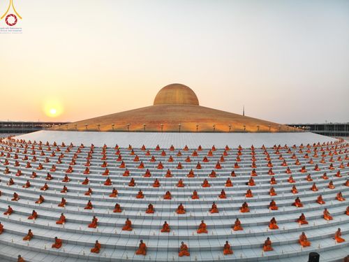 ภาพ No.124776:พิธีเวียนประทักษิณและจุดมาฆประทีป ในวันมาฆบูชา เสาร์ที่ 24 กุมภาพันธ์ พ.ศ. 2567 ณ พระมหาธรรมกายเจดีย์ วัดพระธรรมกาย