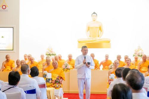 ภาพ No.91271:พิธีสมโภชพระประธาน "พระธรรมกาย" , พิธีเปิดไฟมงคลและเปิดไฟส่องสว่างรัศมีดวงธรรมพระประธาน "พระธรรมกาย" , พิธีทอดผ้าป่าภาคพื้น 19 วัดศูนย์สาขาภาคพื้นอเมริกา  และพิธีมุทิตาสักการะพระมหาเถระ พระเถระ ประจำปี 2566 วันอาทิตย์ที่ 15 ตุลาคม พ.ศ. 2566