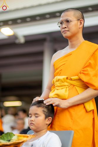 ภาพ No.132920:พิธีตัดปอยผม โครงการหน่อแก้วเปรียญธรรม รุ่นที่ 12 ณ ค่ายจองแชมป์ หมู่กฏิสามเณรเปรียญธรรม วัดพระธรรมกาย วันอาทิตย์ที่ 31 มีนาคม พ.ศ. 2567