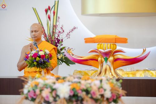 ภาพ No.254278:วันที่ 12 ตุลาคม พ.ศ. 2568 พิธีทอดกฐินสามัคคีวัดพระธรรมกายสิงคโปร์  新加坡法身寺功德衣法会 Dhammakaya Centre Singapore Kathina Ceremony  