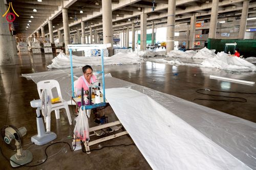 ภาพ No.217644:วันที่ 2-14 เมษายน พ.ศ. 2568 เจ้าหน้าที่เตรียมงานวันคุ้มครองโลก ชุดที่ 1 วัดพระธรรมกาย จ.ปทุมธานี