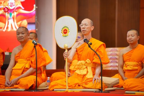 ภาพ No.173801:พิธีทอดกฐิน ศูนย์ปฏิบัติธรรม "ธรรมโยธิน" วัดแก้วธรรมชัยมาเลเซีย วันที่ 27 ตุลาคม พ.ศ. 2567