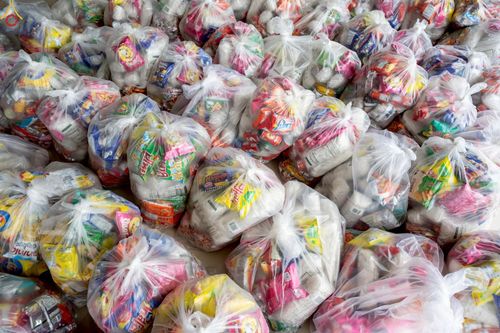 ภาพ No.245190:วันเสาร์ที่ 13 กันยายน พ.ศ. 2568 พิธีถวายสังฆทานแด่คณะสงฆ์ 323 วัด ปีที่ 21 ครั้งที่ 181 พิธีมอบกองทุนหนุนแรงใจช่วยครูใต้ ปีที่ 18 ครั้งทึ่ 144 และพิธีทำบุญอุทิศส่วนกุศลให้ผู้วายชนม์ ณ ศูนย์ปฏิบัติธรรมภาคใต้ จ.สงขลา