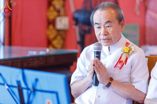 ภาพ No.197375:พิธีเจริญพระพุทธมนต์ ปฏิบัติธรรม มอบทุนการศึกษา ถวายสังฆทาน 108 วัด เพื่อถวายเป็นพุทธบูชา และขับเคลื่อนโครงการหมู่บ้านรักษาศีล 5 โดยคณะสงฆ์จังหวัดนนทบุรี คณะศิษยานุศิษย์วัดพระธรรมกาย โครงการธรรมยาตรา ปีที่ 13 ณ วัดตะเคียน อ.บางกรวย จ.นนทบุรี