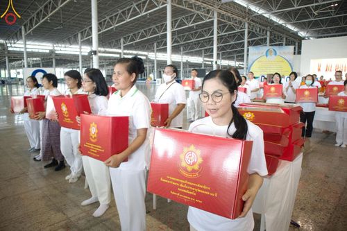 ภาพ No.210894:วันที่ 15 มีนาคม พ.ศ. 2568  บุญบรรจุกล่องไทยธรรม เพื่อถวายแด่พระสังฆาธิการ 40,000 กว่าวัดทั่วไทย ในวันคุ้มครองโลก 22 เมษายน พ.ศ. 2568