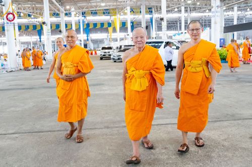 ภาพ No.185272:พิธีถวายมหาสังฆทาน 1,000 วัด ในวาระอายุวัฒนมงคล 84 ปี หลวงพ่อทัตตชีโว วันอาทิตย์ที่ 22 ธันวาคม พ.ศ. 2567 ณ สภาธรรมกายสากล วัดพระธรรมกาย