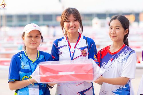 ภาพ No.225076:วันที่ 20 - 27 เมษายน พ.ศ. 2568 "ภาพแห่งความปลื้มที่ไม่มีวันจบ" คณะสงฆ์สามเณร เจ้าหน้าที่ และสาธุชน ร่วมแรงร่วมใจกันเตรียมงานและเก็บงาน เพื่อวันคุ้มครองโลก พิธีถวายมหาสังฆทานคณะสงฆ์ 40,000 กว่าวัดทั่วประเทศ