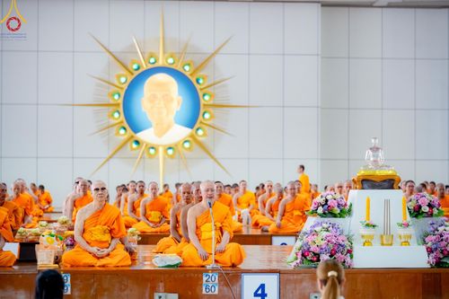 ภาพ No.182360:พิธีถวายภัตตาหารเมนูสวรรค์ "เพื่อการบรรลุธรรม" วันเสาร์ที่ 14 ธันวาคม พ.ศ. 2567 ณ หอฉันคุณยายอาจารย์ฯ วัดพระธรรมกาย