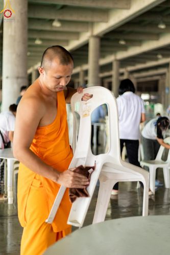 ภาพ No.60542:V.38 ทุ่มพลังเพื่อพ่อครบ 80 ปี ภาพการเตรียมงานของหน่วยงานต่างๆ เพื่อพิธีฉลองอายุวัฒนมงคล 80 ปี หลวงพ่อธัมมชโย และรับถวายมหาสังฆทาน 10,000 กว่าวัดทั่วประเทศ ในวันคุ้มครองโลก วันจันทร์ที่ 22 เมษายน พ.ศ. 2567