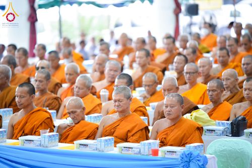 ภาพ No.230550:วันอาทิตย์ที่ 29 มิถุนายน พ.ศ. 2568  งานสัมมนาคณะสงฆ์จังหวัดอำนาจเจริญ โครงการกฐินสามัคคีทั่วไทย 30,000 วัด บูชาธรรม 81 ปี หลวงพ่อธัมมชโย และพิธีถวายสังฆทาน 409 วัด ครบรอบ 9 ปี ณ ธุดงคสถานอำนาจเจริญ