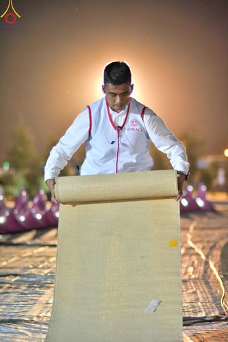 ภาพ No.119697:V.19 แกล้วกล้า การเตรียมงาน เก็บงาน การรับบุญของเจ้าหน้าที่หน่วยงานต่างๆ เพื่อโครงการธรรมยาตรา กตัญญูบูชามหาปูชนียาจารย์ พระมงคลเทพมุนี (สด จนฺทสโร) พระผู้ปราบมาร อนุสรณ์สถาน 7 แห่ง ปีที่ 12 ระหว่างวันที่ 2 - 31 มกราคม พ.ศ.2567