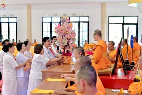 ภาพ No.265632:วันเสาร์ที่ 18 ตุลาคม พ.ศ. 2568 พิธีทอดกฐินสามัคคี ประจำปี 2568 “กฐินครัวมหาทาน” ณ ศูนย์อบรมเยาวชนบางปะหัน ตำบลหันสัง อำเภอบางปะหัน จังหวัดพระนครศรีอยุธยา