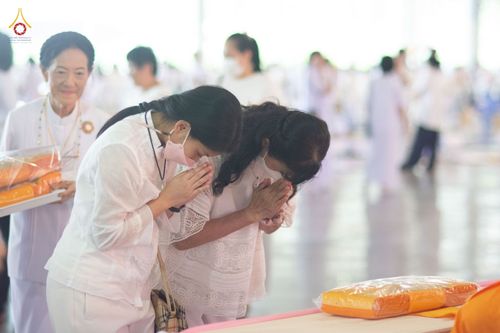 ภาพ No.91175:พิธีร่วมบุญกฐินสัมฤทธิ์ปีที่ 16 และกฐินสมทบวัดกัลยาณมิตรทั้งภายใน และต่างประเทศปีที่ 6 ณ บ้านแก้วเรือนทองคุณยายฯ วัดพระธรรมกาย วันเสาร์ที่ 21 ตุลาคม พ.ศ. 2566