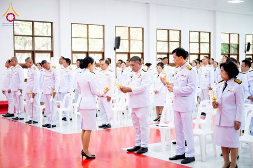 ภาพ No.237750:พิธีถวายเครื่องราชสักการะและวางพานพุ่ม และพิธีจุดเทียนถวายพระพรชัยมงคล เนื่องในโอกาสวันเฉลิมพระชนมพรรษา สมเด็จพระนางเจ้าสิริกิติ์ พระบรมราชินีนาถ พระบรมราชชนนีพันปีหลวง วันอังคารที่ 12 สิงหาคม พ.ศ. 2568  ณ อาคารปลูกศรัทธา 2 วัดพระธรรมกาย