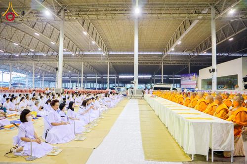 ภาพ No.120628:พิธีถวายภัตตาหารเป็นสังฆทาน แด่คณะพระธรรมยาตรา ปีที่ 12 วันที่ 29 มกราคม พ.ศ. 2567 ณ สภาธรรมกายสากล วัดพระธรรมกาย