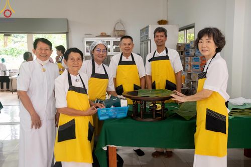 ภาพ No.142170:พิธีถวายสังฆทานแด่คณะสงฆ์ 323 วัด ปีที่ 20 ครั้งที่ 170 , พิธีมอบกองทุนหนุนแรงใจช่วยครูใต้ ปีที่ 17 ครั้งที่ 135 และพิธีทำบุญอุทิศส่วนกุศลให้ผู้วายชนม์ วันเสาร์ที่ 22 มิถุนายน พ.ศ.2567 ณ ศูนย์ปฏิบัติธรรมภาคใต้ อ.บางกล่ำ จ.สงขลา