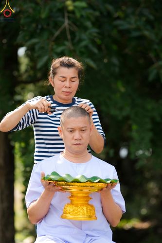 ภาพ No.147447:พิธีตัดปอยผม ขอขมา มอบบาตร ผ้าไตร โครงการปฐมอุปสมบท สมโภชอุโบสถ บูชาธรรม 80 ปี หลวงพ่อธัมมชโย ณ วัดพระธรรมกายโทชิหงิ ประเทศญี่ปุ่น วันพฤหัสบดีที่ 8 สิงหาคม พ.ศ. 2567