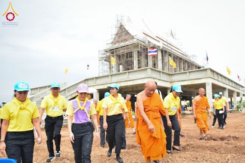 ภาพ No.152627:พิธีเททองหล่อพระพุทธรูปประจำสัตตมหาสถาน ธรรมอุทยานอุโบสถวัดสายสุวพรรณ - กิจกรรมปลูกต้นไม้เฉลิมพระเกียรติ พระบาทสมเด็จพระเจ้าอยู่หัว วันที่ 26 กรกฎาคม พ.ศ. 2567