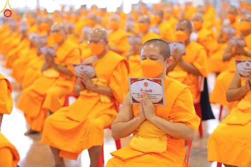 ภาพ No.102819:พิธีรับมอบต้นสมบัติจักรพรรดิ เพื่องานเผยแผ่พระพุทธศาสนาวิชชาธรรมกายไปทั่วโลก แด่ศูนย์ส่งเสริมศีลธรรมทั่วโลก 224 แห่ง วันอาทิตย์ที่ 17 ธันวาคม พ.ศ. 2566 ณ สภาธรรมกายสากล วัดพระธรรมกาย