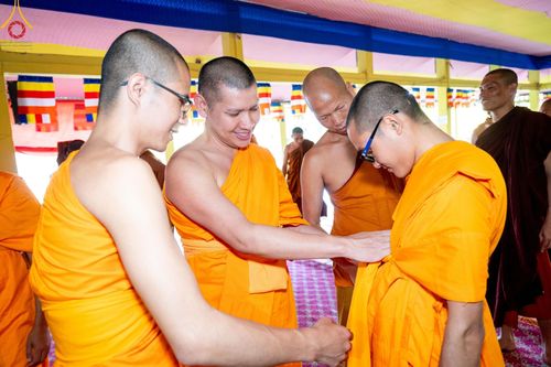 ภาพ No.187354:Photo Story มหัศจรรย์อินเดีย บรรพชาเณร 500 รูป EP.1 โครงการบรรพชาสามเณร 500 รูป  ณ วัดสัทธนารามา บานาวิหาร รัฐอรุนาจาล ประเทศอินเดีย ตั้งแต่วันที่ 28 พฤศจิกายน พ.ศ. 2567